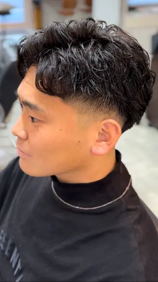 ショート メンズ 三宅 亨表のヘアスタイル