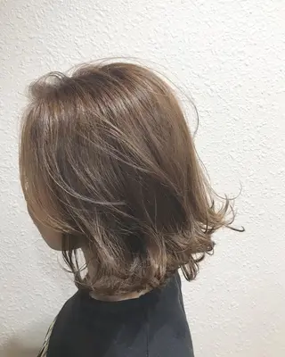 カラー she2.shinjuku所属・takumi Hのヘアスタイル