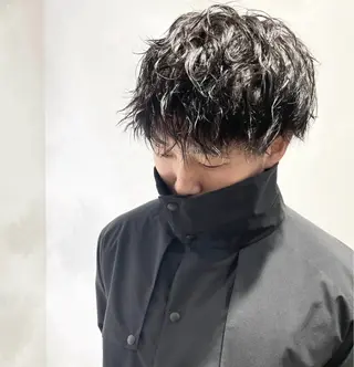 パーマ メンズ 髪質改善／パーマ カラー浅草 山本隼輔のヘアスタイル