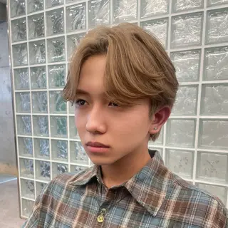 カラー メンズ ミルクティーベージュ /sara💛のヘアスタイル