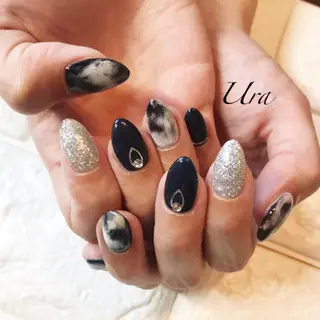 ネイル UrakoNail 《nail》のネイルデザイン