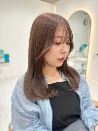 セミロング カラー 韓国ヘア顔周りカット 艶髪ベージュtamaのヘアスタイル