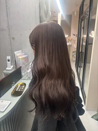 ロング rise/レイヤー／ ダブルカラーのヘアスタイル