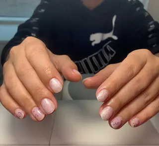 ネイル Raduga Nail Design所属・🤎🩷 AnnaMariyaのネイルデザイン