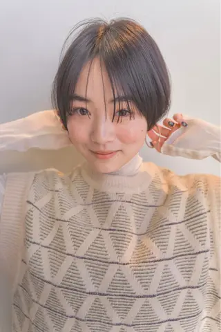 ショート 🌈今野佑哉 ショートボブブリーチのヘアスタイル