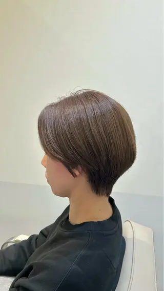 ショート カラー Eleanor枚方店 店長　飛鳥　薫のヘアスタイル
