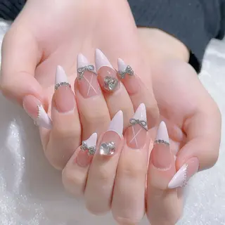 ネイル Queens 榊 まおのネイルデザイン