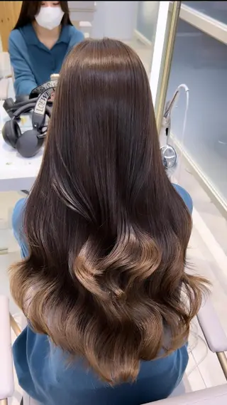 ロング レイヤーカット/ 顔まわり/アオイのヘアスタイル