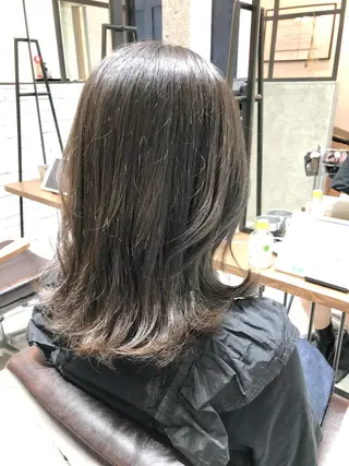 セミロング 🌈外国風ハイライト こうたろうのヘアスタイル