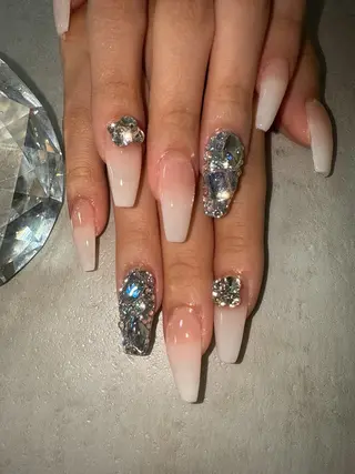 ネイル SHIHO 🎼のネイルデザイン