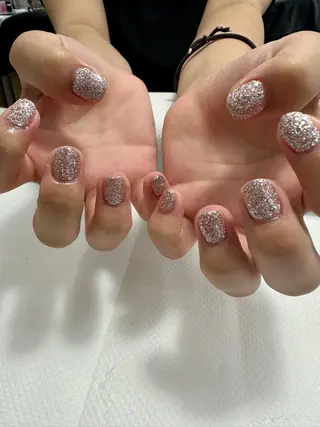 ネイル 🎠きしもと あずさ⛱のネイルデザイン