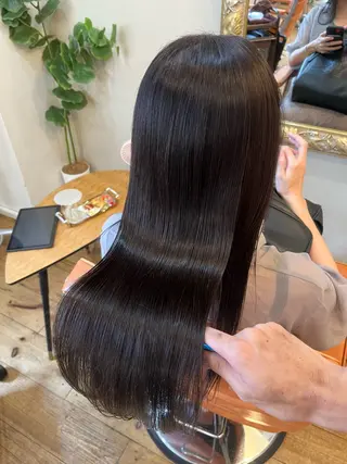 ロング ⚪️髪質改善 縮毛 店長 コウ⚪️のヘアスタイル