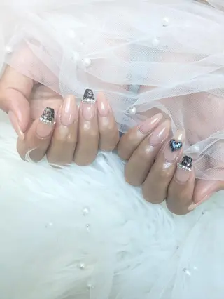 ネイル 🌻 Momoko_のネイルデザイン