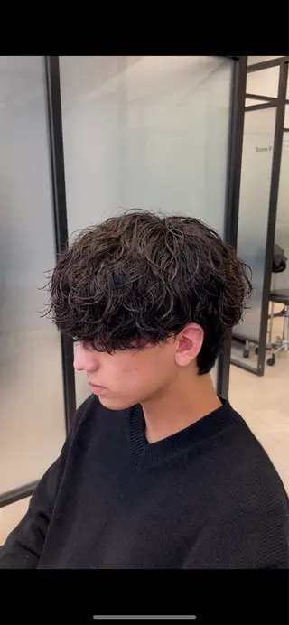 ショート パーマ メンズ 心斎橋/メンズパーマ ブリーチ/ハイトーンのヘアスタイル