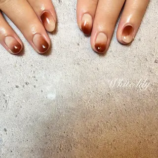 ネイル White lily所属・牧田 雅世のネイルデザイン