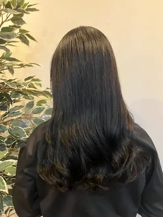 カラー 稲田 里菜のヘアスタイル