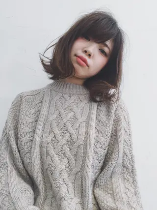 ミディアム 佐藤 旭のヘアスタイル