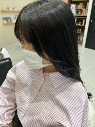 ロング ☃️顔周りレイヤー グレージュSHUTOのヘアスタイル
