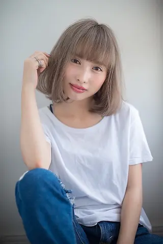 カラー 井河 円花のヘアスタイル