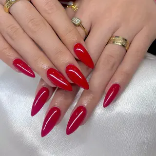 ネイル . 未來のネイルデザイン