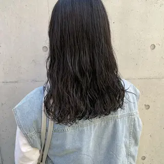 ロング パーマ salowin SHIBUYA me+店所属・kasumi/渋谷/ パーマのヘアスタイル