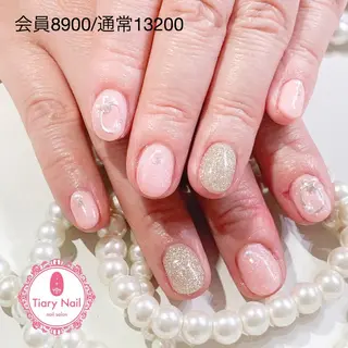 ネイル 💗🪽Tiary Nail🪽💗のネイルデザイン