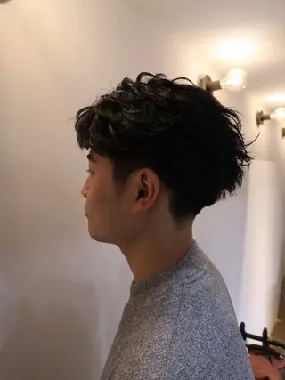 パーマ メンズ 心櫻/メンズパーマ/ ニュアンス/フェザーのヘアスタイル
