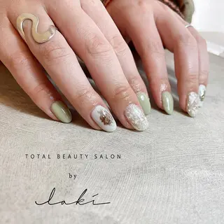 ネイル my&所属・my&_ maimiのネイルデザイン