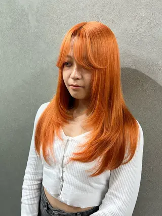 ロング カラー newi TATSUのヘアスタイル