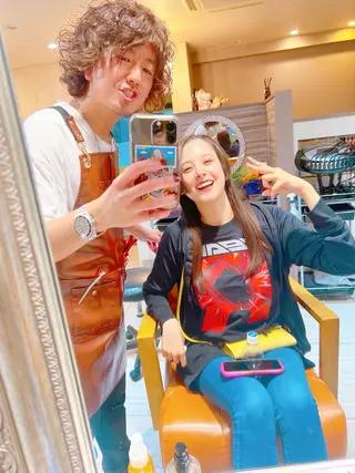 ロング Refuge by produceのヘアスタイル