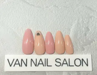 ネイル Van Nail Salonのネイルデザイン