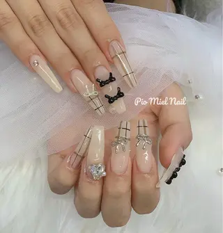 ネイル HANA 長さだしのネイルデザイン