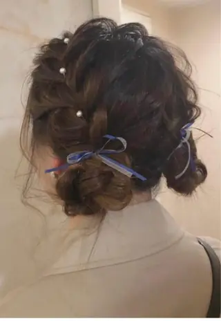 ミディアム カレンダー 弁天町Tomoのヘアスタイル