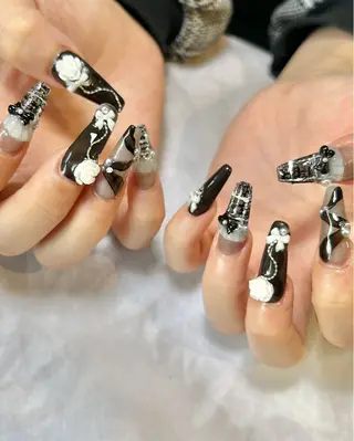 ネイル Reflection marikoのネイルデザイン