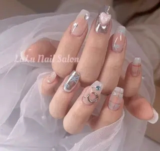 ネイル LULU Nail  Salon 新宿所属・LU LU NailSalonのネイルデザイン