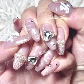 ネイル 芦辺 香奈のネイルデザイン