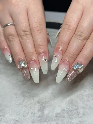 ネイル ＋B所属・＋B プラスビーのネイルデザイン