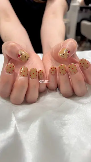 ネイル GO TODAY SHAiRE SALON 表参道colore店所属・emmi nailのネイルデザイン