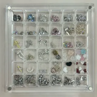 ネイル 小松 千冬snazzyのネイルデザイン