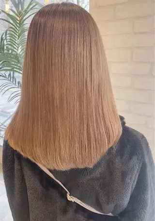 セミロング カラー est hair &beautyのヘアスタイル