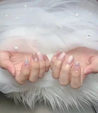 ネイル T. Leeのネイルデザイン