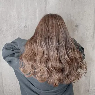 ロング カラー supbytomee所属・カラー特化型サロン #SUP.のヘアスタイル
