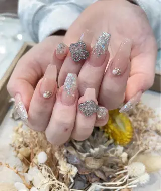 ネイル u1salon所属・ゆい ユイのネイルデザイン