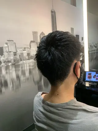 ショート メンズ 艶髪/白髪ぼかし ヘッドスパ/大野結菜のヘアスタイル