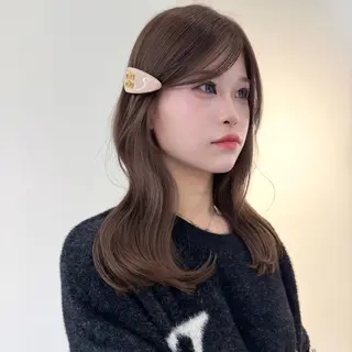 ロング カラー TATSUブリーチ/ ミルクティーベージュのヘアスタイル