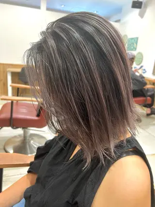 ミディアム hair  design Norm所属・ハイライトバレイヤー ジュ🎨川村聖吾🎨のヘアスタイル