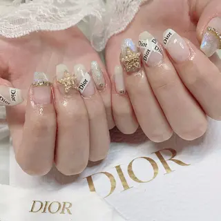 ネイル La neige* yuki 🥯🍑のネイルデザイン