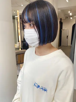 ショート カラー センターパート/ 暖色カラーayuのヘアスタイル