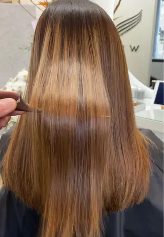 ロング WHALE hair salon所属・WHALE hair salonのヘアスタイル