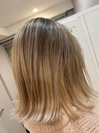 カラー 'Oli所属・寺嶋 貴大のヘアスタイル